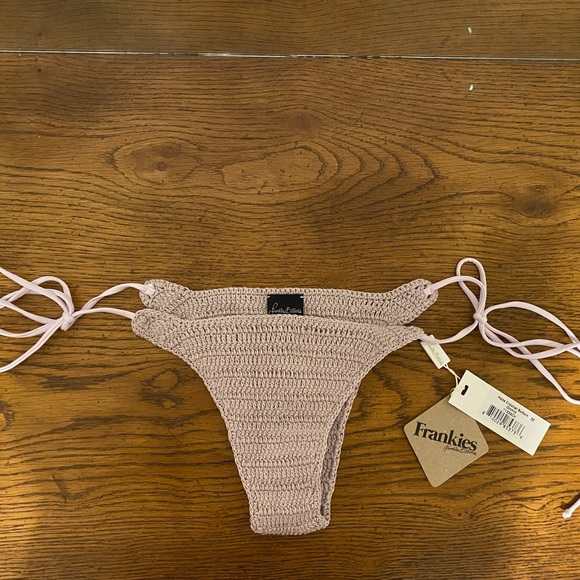 Frankies Bikini Bottom - Picture 2 of 3